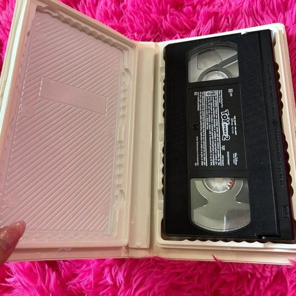 TOY STORY 2 VHS* - Picture 3 of 3